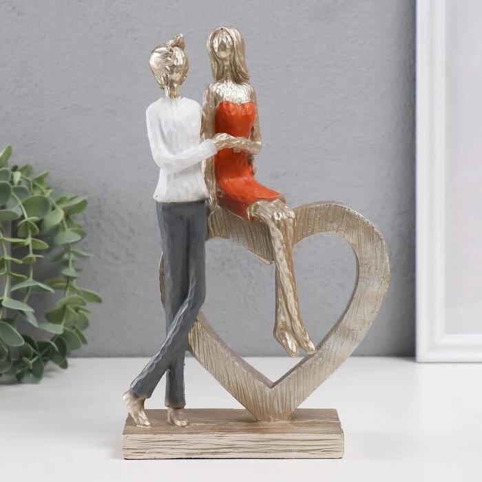 Сувенир полистоун "Влюблённая пара с большим  сердцем" 15х7х23,5 см от компании Интернет - магазин Flap - фото 1