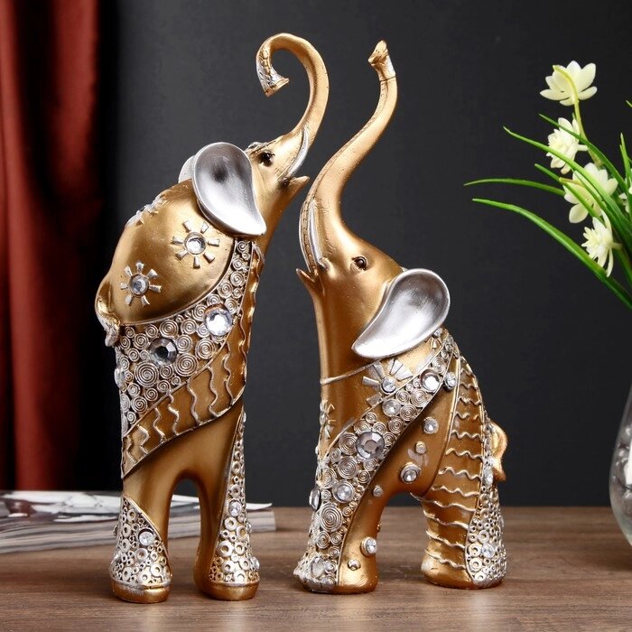 Сувенир полистоун "Золотистые слоны с белыми стразами" набор 2 шт 28,5х21х8,3 см от компании Интернет - магазин Flap - фото 1