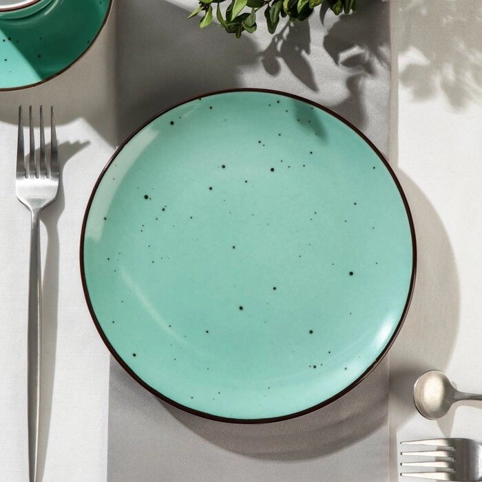 Тарелка фарфоровая плоская DOTS menta, d=20 см, цвет бирюзовый от компании Интернет - магазин Flap - фото 1