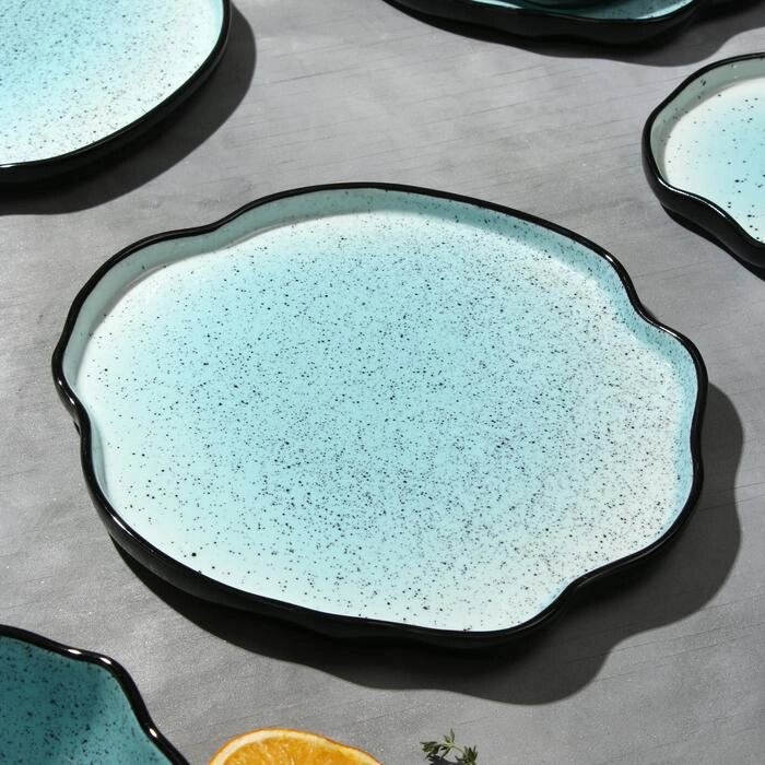 Тарелка керамическая неровный край «Синяя», 27 см, цвет синий от компании Интернет - магазин Flap - фото 1
