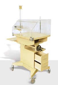 Стол-кроватка с кюветой из прозрачного пластика и нижним обогревом «Солнышко»