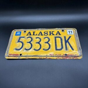 Автомобильный номер штата Аляска, металл, краска, США, 2000-2020 гг.