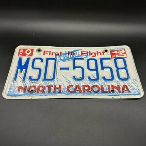 Автомобильный номер штата Северная Каролина, металл, краска, США, 2000-2020 гг.