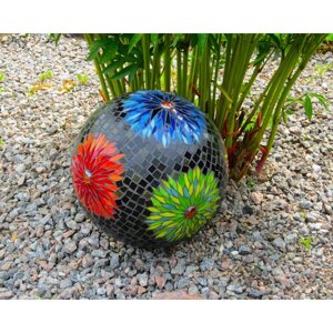 Декоративный шар "Цветы" Мозаика из витражного стекла для садового декора и интерьера