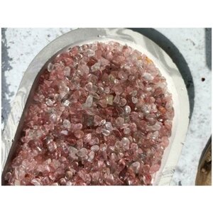 Галтованный натуральный камень Малиновый кварц. Упаковка 100 гр, фракция 3*5 мм.