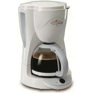 Кофемашина с фильтром DeLonghi ICM2.1-10 чашек белая 1000 Вт