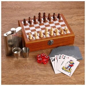 Набор 6 в 1: фляжка 8 oz, стопка, воронка, карты, кубики 5 шт, шахматы, 18 х 24 см 2390556