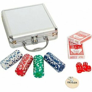 Набор для игры в покер в чемодане