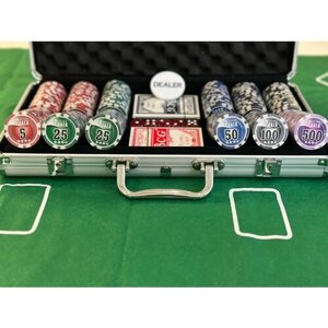Набор для покера на 300 фишек 11,5 гр. с номиналом, в кейсе, 2 колоды карт, фишка дилера