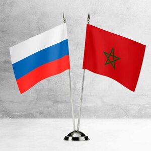 Настольные флаги России и Марокко на пластиковой подставке под серебро
