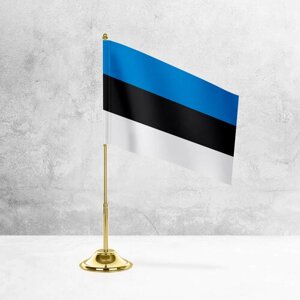 Настольный флаг Эстонии на металлической подставке под золото