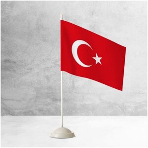 Настольный флаг Турции на пластиковой белой подставке / Флажок Турции настольный 15x22 см. на подставке