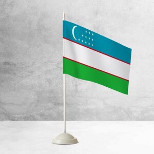 Настольный флажок Узбекистана 15х22 см