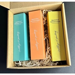 Подарочный набор для женщин в крафтовой коробке - парфюмированный крем для рук и ног 3 шт. Южная Корея.