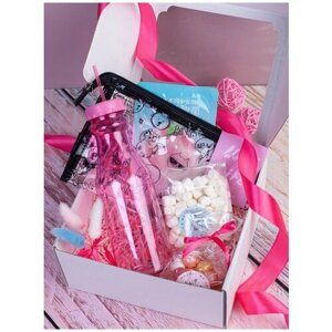Подарочный набор в коробке Wonder me box/ Праздничный оригинальный большой подарок любимой женщине, девушке, подруге, маме, сестре, тете, учителю