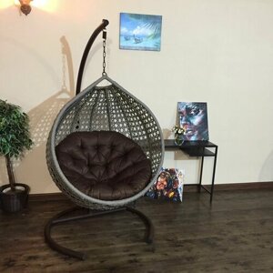 Подвесное кресло Арриба Кантри на металлической стойке мокко с круглой коричневой подушкой