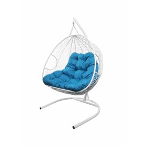 Подвесное кресло из ротанга "Для двоих" белое с голубой подушкой M-GROUP