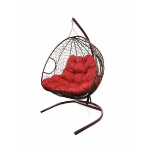 Подвесное кресло из ротанга "Для двоих" коричневое с красной подушкой M-GROUP
