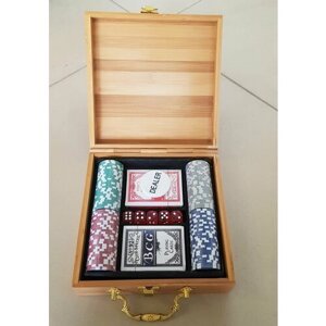 Покерный набор 100 фишек с номиналом в деревянном кейсе 3443