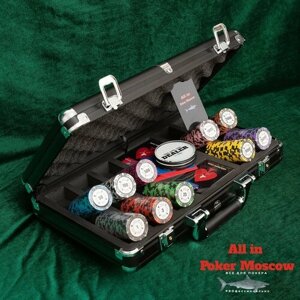 Профессиональный покерный набор на 300 фишек Модель POKER - номер 1