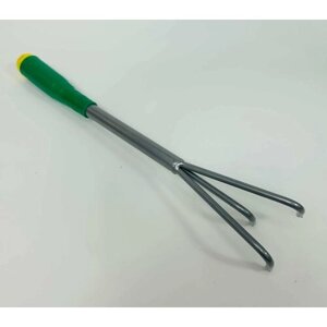 Рыхлитель садовый 3-зубый с пластиковой ручкой