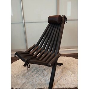 Садовое складное кресло с коричневой подушкой