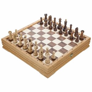 Шахматный ларец с деревянными фигурами 33х33 см