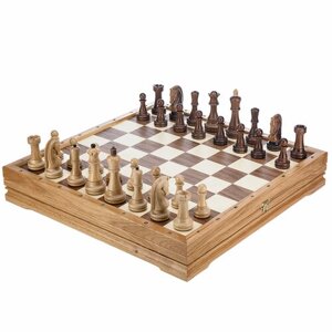 Шахматный ларец с деревянными фигурами 43х43 см