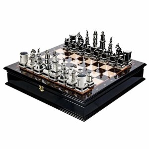 Шахматы деревянные с фарфоровыми фигурами "Нефть"Гжель