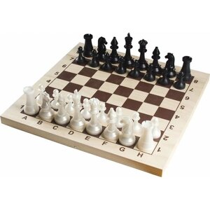 Шахматы гроссмейстерские пластиковые с деревянной доской 420х420мм фигуры пластик, высота короля 105мм, пешка - 50мм