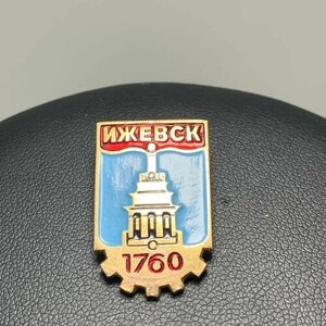 Советский значок Ижевск 1760 сделано в СССР