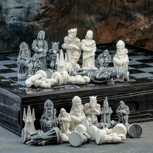 Сувениры из мраморной крошки Шахматы "Средневековье" 32 шт, в комплекте фигуры и доска