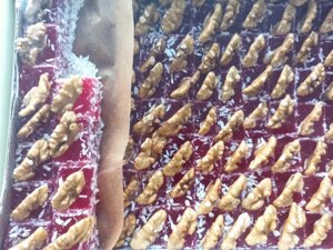 Рахат-лукум Шарлак клубничный с грецким орехом,  3 кг (1233ш) в Краснодарском крае от компании choko-city
