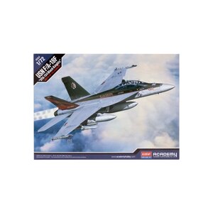 12577 Academy Американский палубный истребитель F/A-18F "VFA-154 Black Knights"1:72)