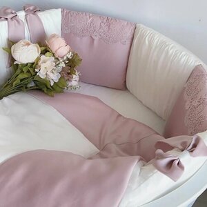 Бортики в кроватку "Сладкий сон, пудра" для новорожденных, для кроватки 120*60 см или овальной 125*75 см