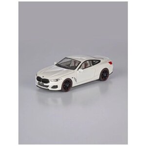 Коллекционная машинка игрушка металлическая BMW M8 GTE для мальчиков масштабная модель 1:24 белый
