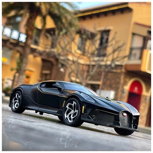 Коллекционная масштабная модель Bugatti LA Voitore Noire 1:24 (металл, свет, звук) от компании М.Видео - фото 1