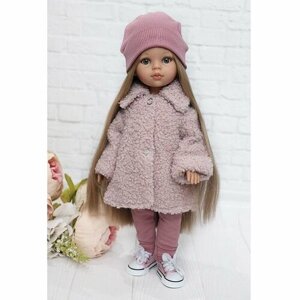Комплект одежды и обуви для кукол Paola Reina 32 см (шубка ягненок, костюм, шапка, кеды), пудровый, светло-пурпурный, розовый