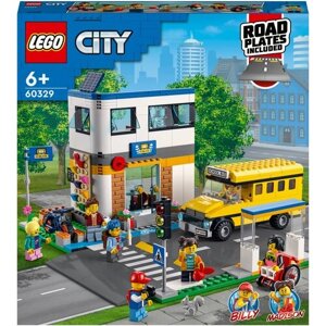 Конструктор LEGO City Community 60329 День в школе, 433 дет.