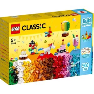 Конструктор LEGO Classic 11029 Creative Party Box, 900 дет.