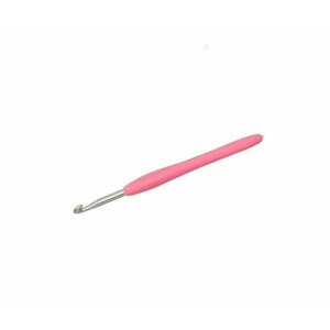 Крючок вязальный для рукоделия с силиконовой ручкой № 4.5 14 см
