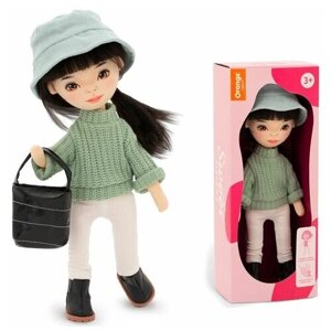 Кукла Lilu в зеленом свитере 32 Серия: Весна