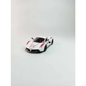 Модель автомобиля Ferrari Laferrari коллекционная металлическая игрушка масштаб 1:24 бело-красный