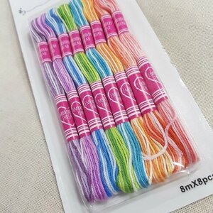 "Мулине"многоцветный набор ниток для вышивания 12 штук по 8 метров