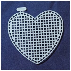 KPL-05 Пластиковая канва в форме сердца основа для вышивания объемных изделий 7 х 8 см Gamma в Москве от компании М.Видео