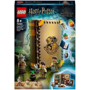 Конструктор LEGO Harry Potter 76384 Учёба в Хогвартсе: Урок травологии, 233 дет. в Москве от компании М.Видео