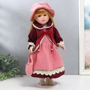 Кукла коллекционная керамика Нина в розовом платье и бордовом жакете 40 см в Москве от компании М.Видео