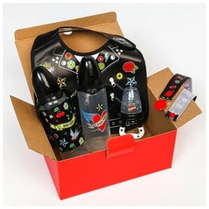 Подарочный набор Rock baby 5 в 1: бутылочка 2 шт, нагрудник, ниблер, держатель для пустышки в Москве от компании М.Видео