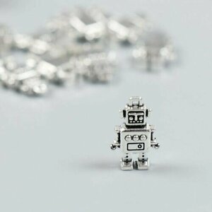 Декор для творчества металл Робот набор 10 шт серебро 1,1х1,8 см в Москве от компании М.Видео
