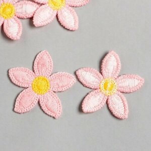 Декор для творчества текстиль вышивка "Розовый цветок" 5,2х5,2 см, 10 штук в Москве от компании М.Видео